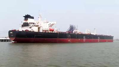 Why Did India-Bound Oil Tanker Carrying Iranian Crude Change Course At The Last Minute?
