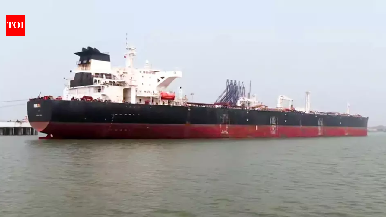 What led an India-bound Iranian crude tanker to reroute to China