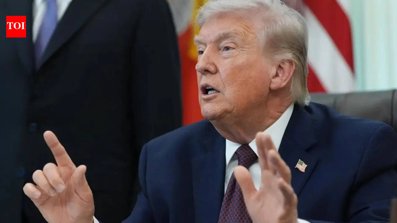 'Can easily open Hormuz, take oil &amp; make fortune': Trump makes 'gushing' claims