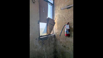 Cardboard covered windows & damaged books: JNUSU flags poor state of university library