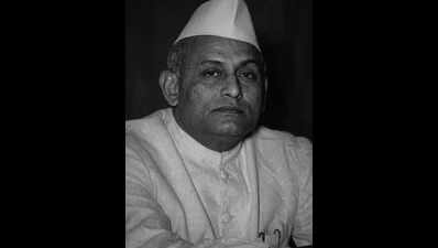 Ahmedabad sees 36 mayors in 76 yrs: First held post the longest