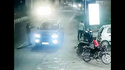 Shot 5 times outside Gzb eatery, man drives 30 minutes to hospital