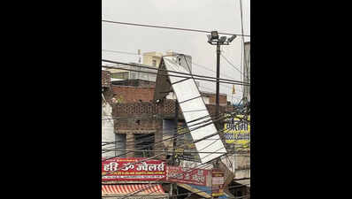 Rain, winds turn weather pleasant; farmers worried