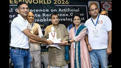 Gadkari flags fossil fuel dependence risks, pushes green energy shift