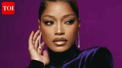 Keke Palmer reacts to weird public proposal by a stranger