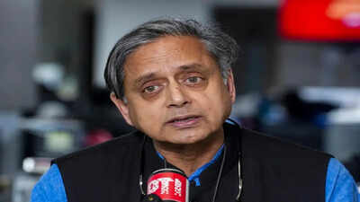  Shashi Tharoor questions FCRA Ammendment Bill