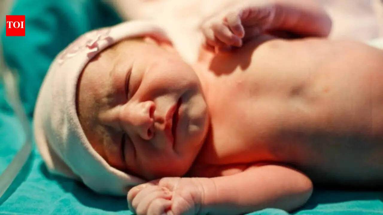 शक्तिशाली शनि से प्रेरित बच्चों के नाम