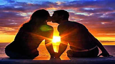 Those hit by 'kissing disease' are 3 times more likely to develop multiple sclerosis