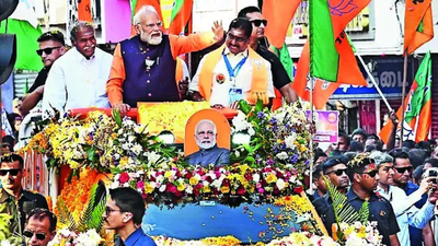 Ahead of April 9 Puducherry poll, PM Narendra Modi holds road show