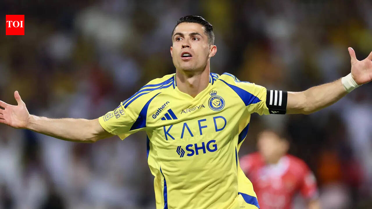 Jorge Jesus shuts down “Cristiano Ronaldo is selfish” claims from fans, reveals why Portugal star agreed to be subbed off in Al-Nassr’s 5-2 win