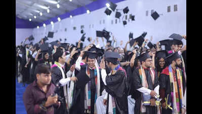 Focus on knowledge, creativity, team work: IIM Cal chairperson