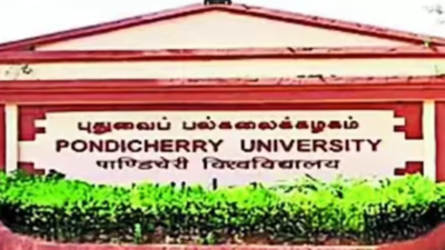 Pondicherry University clarifies on academic schedule revision; SFI poo-poohs university claims