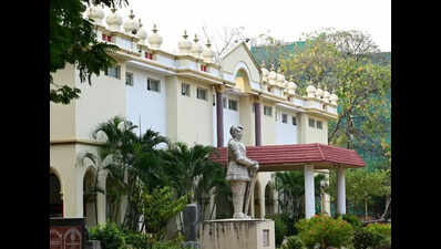 AU was established in Vijayawada, before moving to Vizag