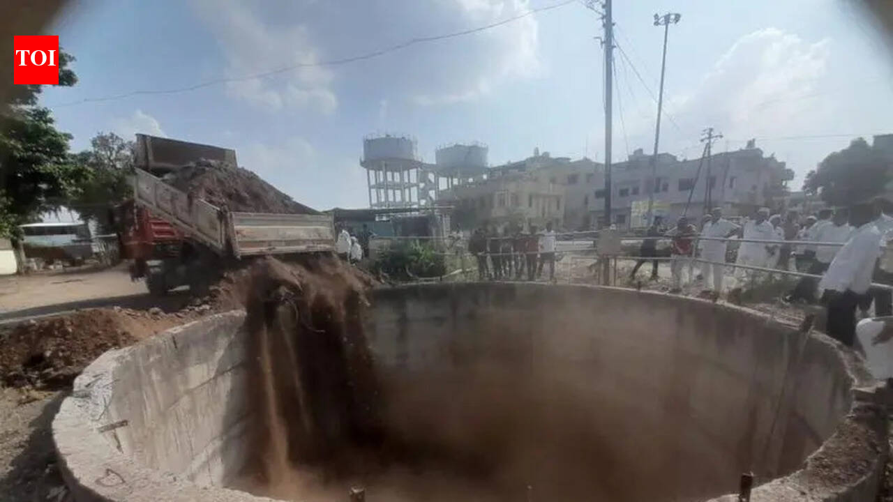 Nine family members, including six children, killed as car plunges into ...