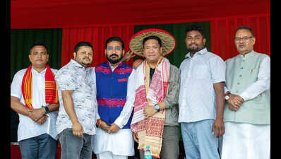 Arunachal CM Pema Khandu bats for BJP’s Manab Deka in Lakhimpur