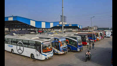 DM orders encroachment removal near Patliputra bus terminal