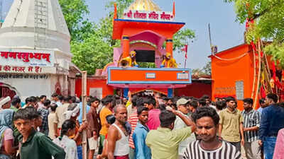 Encroachments cleared near temple days after stampede