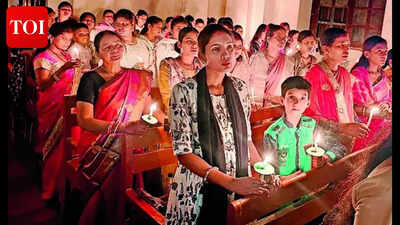 Christians celebrate Easter Vigil with prayers and hymns in Patna churches