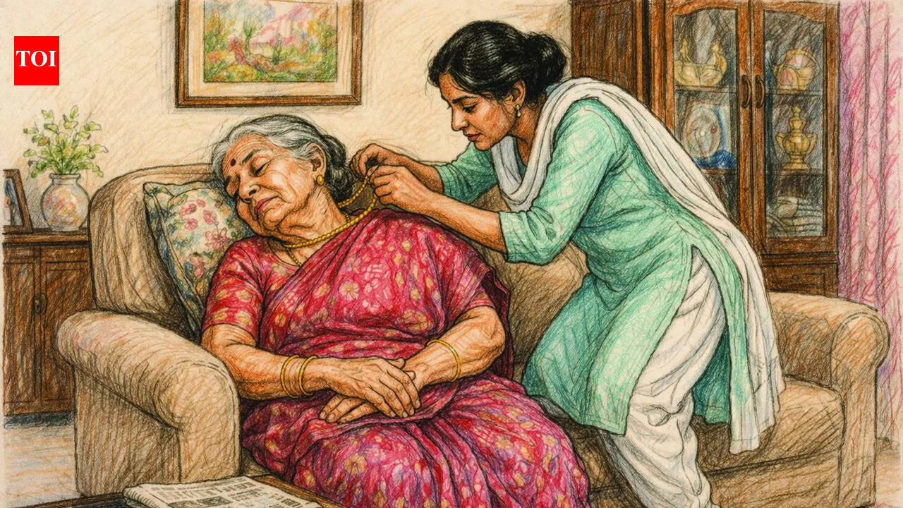 Woman poses as domestic help, drugs senior citizen & steals gold chain