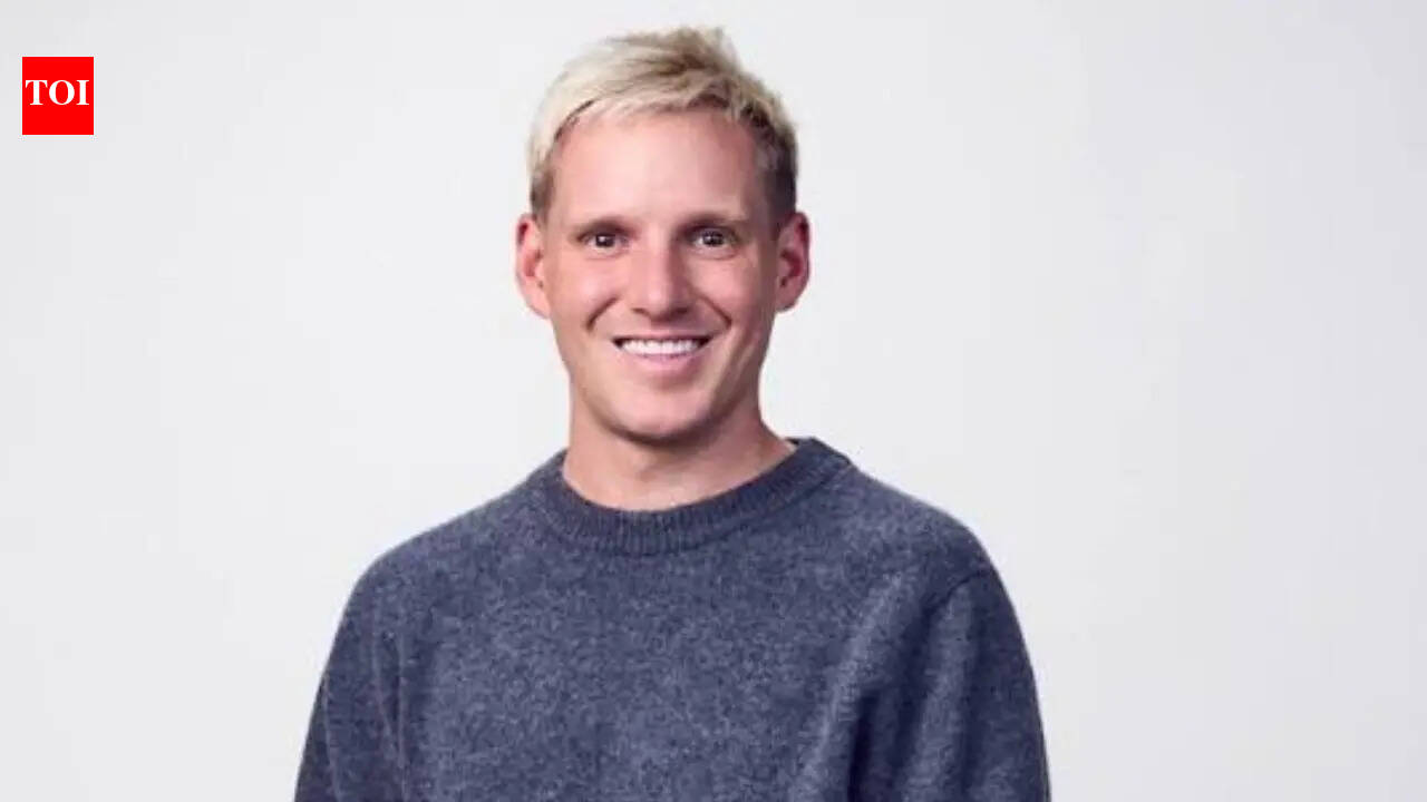 Jamie Laing makes awkward error on live TV during Boat Race as Cambridge win leaves host apologising