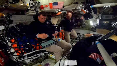  Past halfway, Artemis II toilet malfunctions again