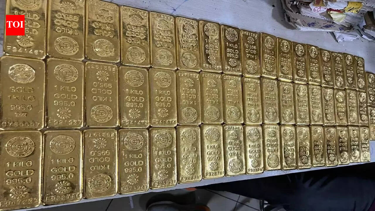 Fake customs officials rob Gujarat jeweller’s staff of 17kg gold in Khagaul