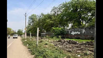 Drains cleaned days ago, but muck left behind on roads in Ghaziabad