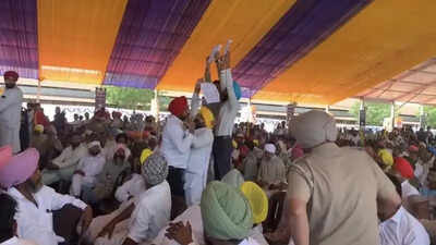 Berozgar Sanjha Morcha activists detained for disrupting CM event
