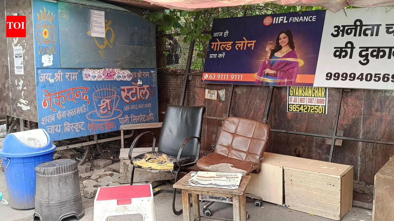 Juggling cylinders, staying afloat — street food sellers take blows from a distant war