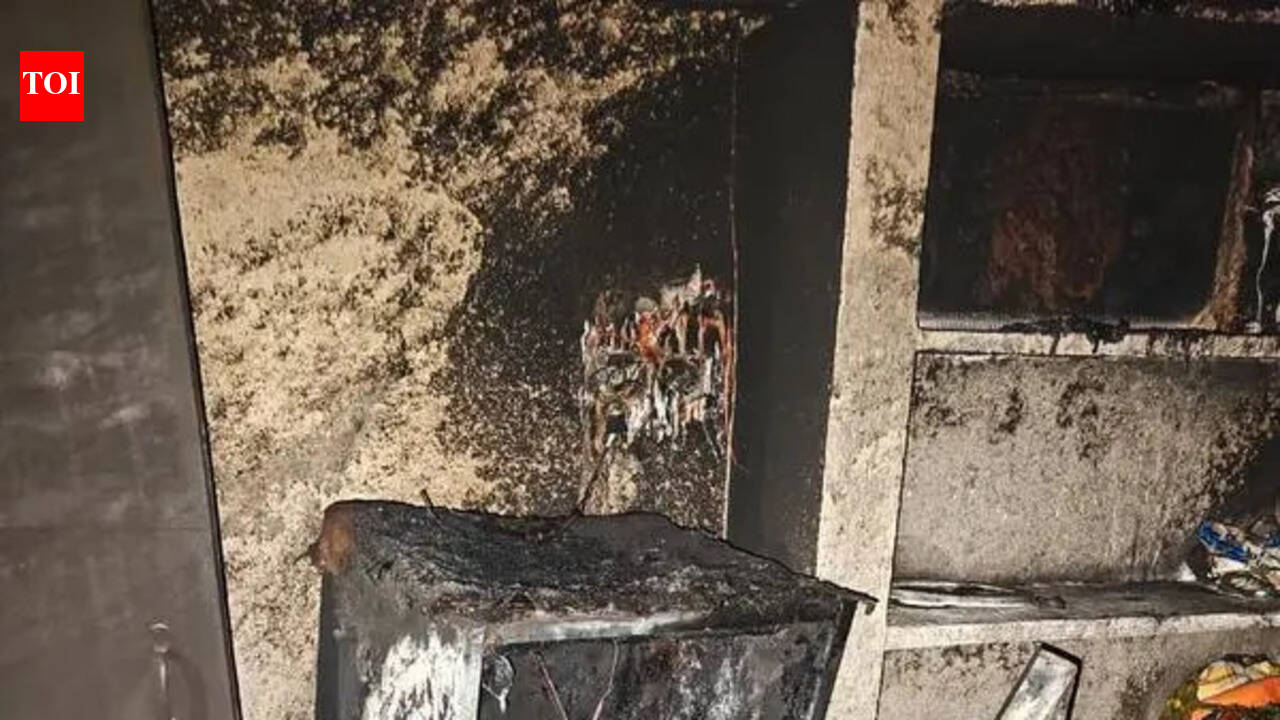 Two killed as refrigerator explodes in Nirmal | Hyderabad News - The ...