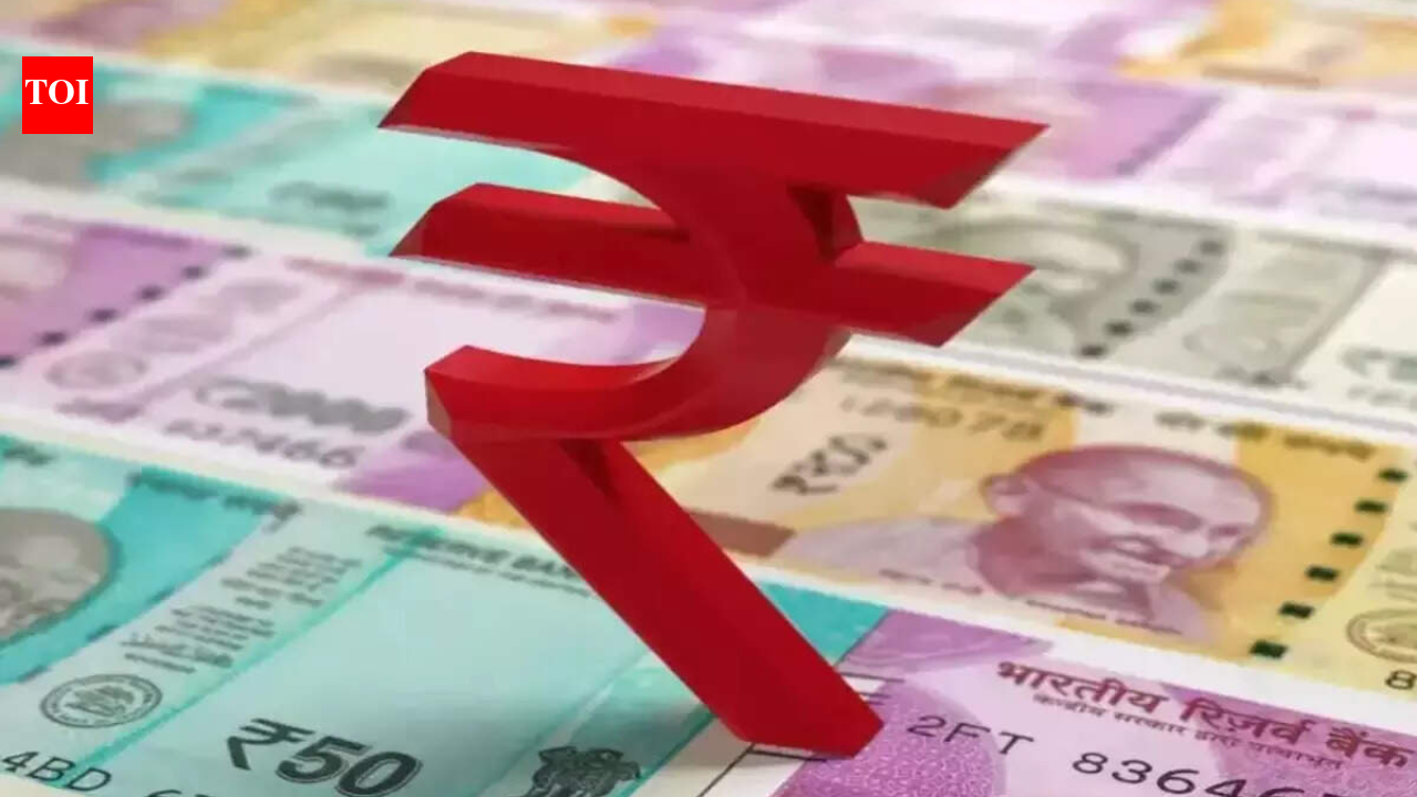 Rupee rebounds: Currency rises 33 paise to reach 92.85 against US dollar – The Times of India