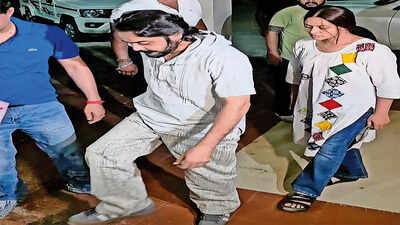  Tolly unites to demand justice, Priyanka files FIR in Talsari