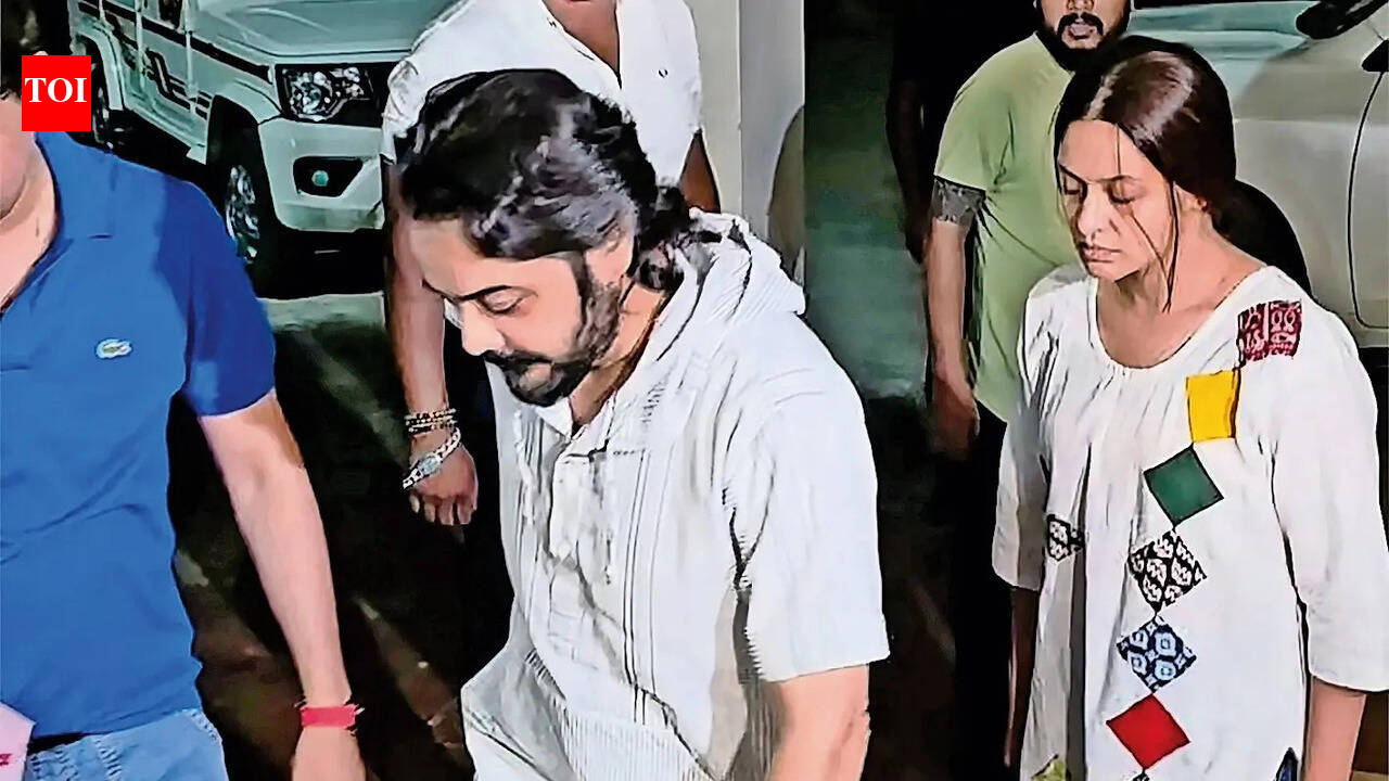 Rahul death: Tolly unites to demand justice, Priyanka files FIR in Talsari