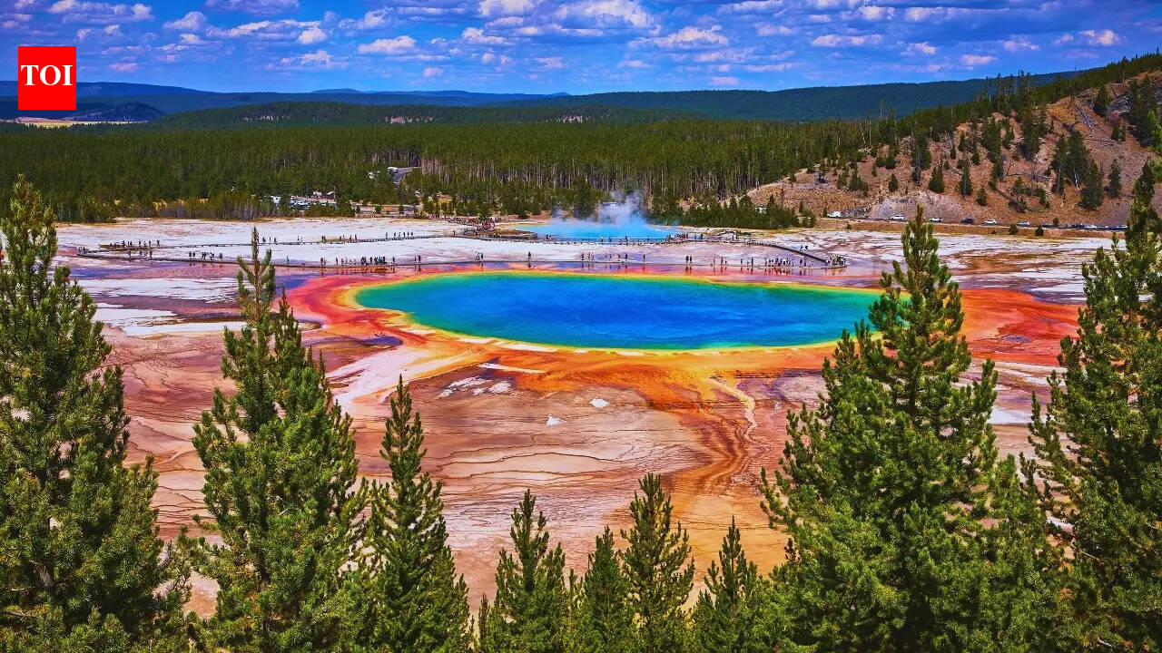 What's it like to visit a supervolcano? Are they safe to visit?