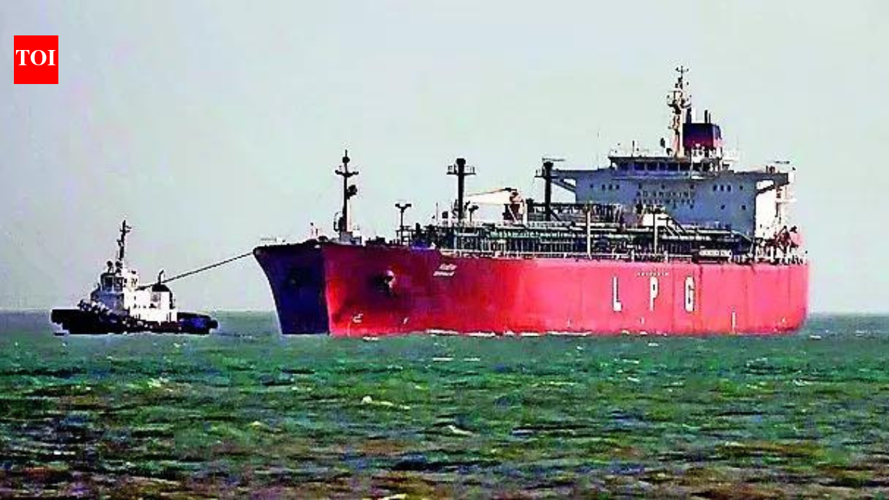 Hormuz transit update: 2 Indian LPG tankers cross strait; 16 vessels remain stranded in Gulf