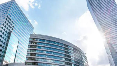 GCC demand surges: Foreign companies leased record 9.1 million sq ft of office space in January-March; India strengthened its status as a global center