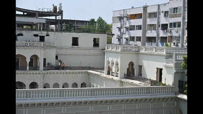 Heirs allege demolition of 135-yr-old Paigah heritage