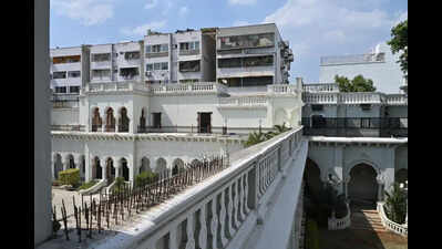 Heirs allege demolition of 135-yr-old Paigah heritage