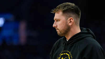  Latest on Los Angeles Lakers star’s hamstring strain