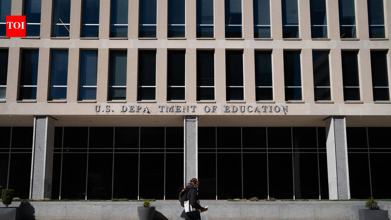 Trump administration scraps key protections for transgender students in US schools