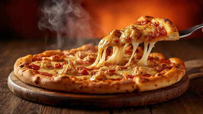  Famous pizza chain suddenly shuts all locations as bankruptcy filing triggers total collapse