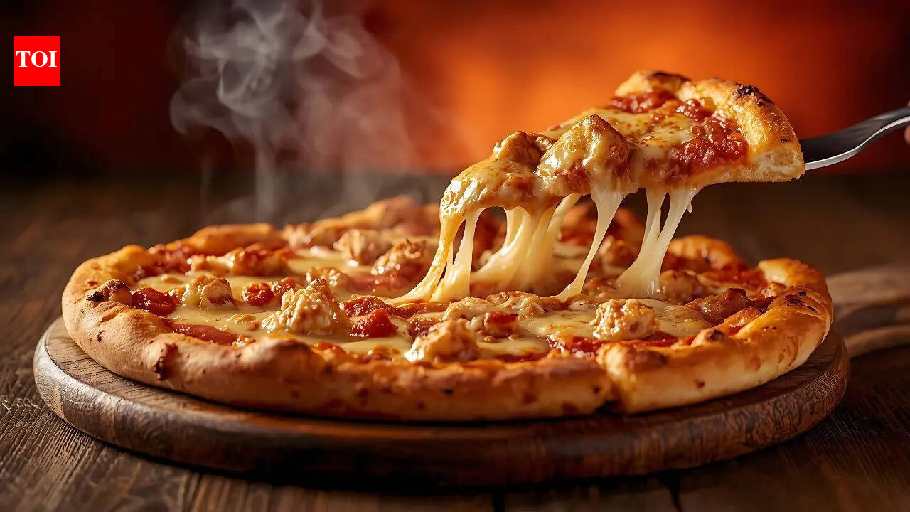 Shocking end after 50 years: Famous pizza chain suddenly shuts all locations as bankruptcy filing triggers total collapse
