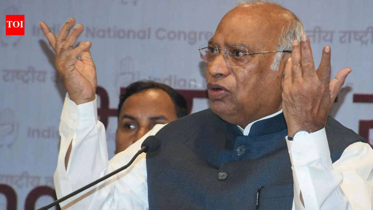 ‘No CM is so egoistic & arrogant’: Kharge's jab at Himanta, says he's confident on Congress alliance win in Assam