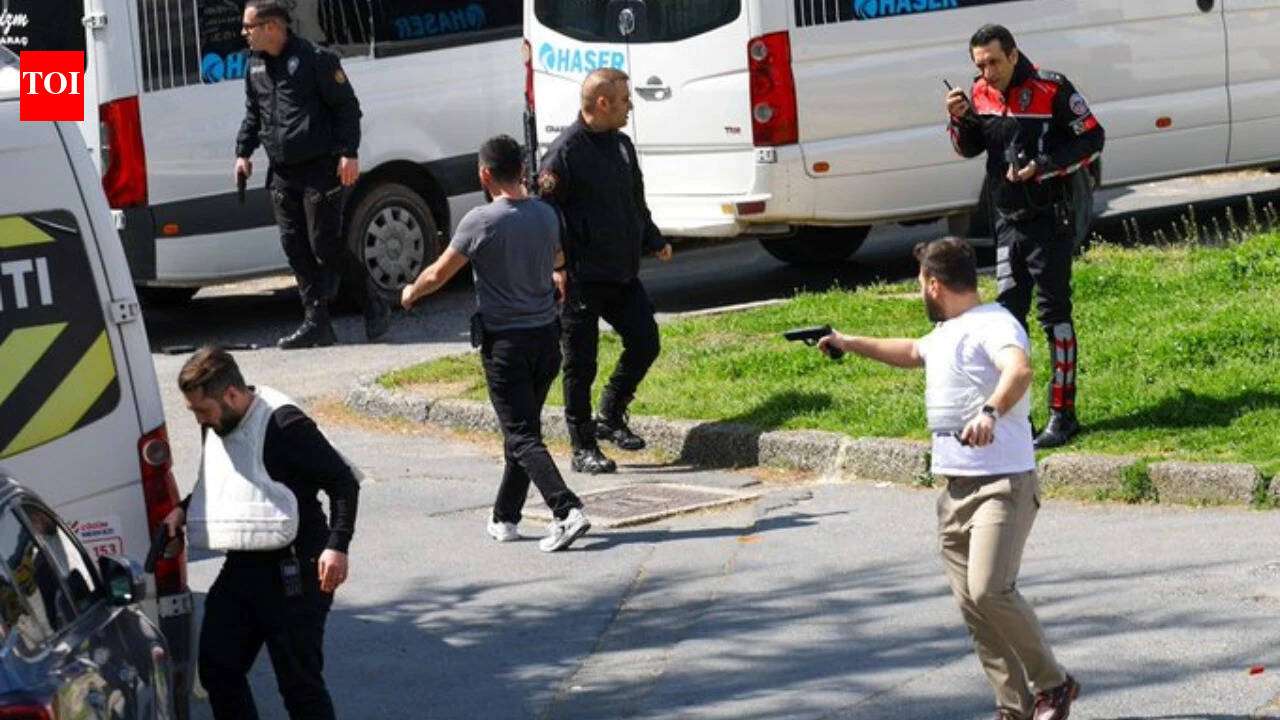 Firing outside Israeli consulate in Istanbul; 1 gunman killed, 2 in custody— video
