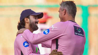 'Closer to Maldives': DC tag KL Rahul as Pietersen reacts to CSK mentor call; here's why