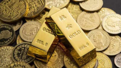 Gold price today: Yellow metal slips;  check 24K, 22K city-wise rates in Delhi, Mumbai, Pune and more