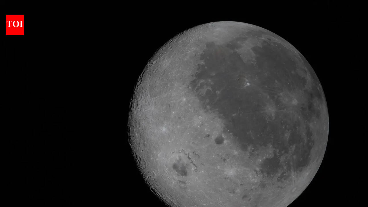 Artemis II crew honours memory of Reid Wiseman’s late wife by naming the ‘bright spot on the Moon’ after her