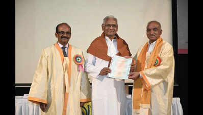 85-year-old, 4 jail inmates among 1,300 IGNOU grads