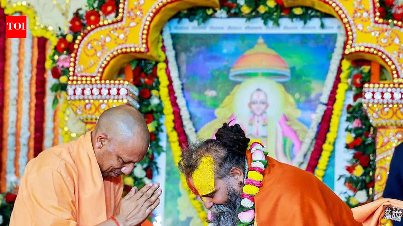 Govt wants Agra to be modern, cultural and economic hub: CM