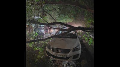 Breakdown, shutdown as rain, winds hit power infra in city